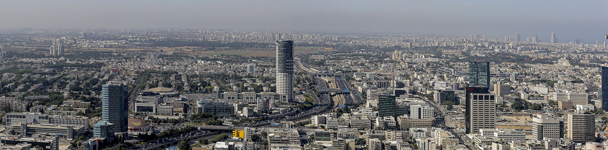 צילום פנורמי אווירי - תל אביב ממגדלי עזריאלי